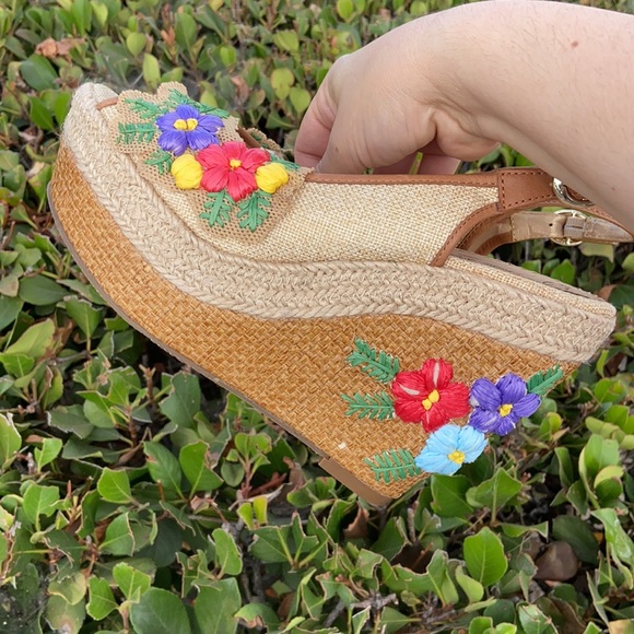 ANTHROPOLOGIE POETIC LICENSE PETAL PUSHER ESPADRILLE PLATFORM WEDGES SZ 8 FLORAL - Picture 4 of 11